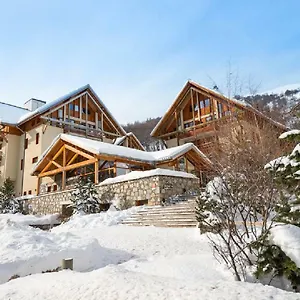Appartement Les Du Galibier Piscine Sauna Hammam Wifi, Valloire